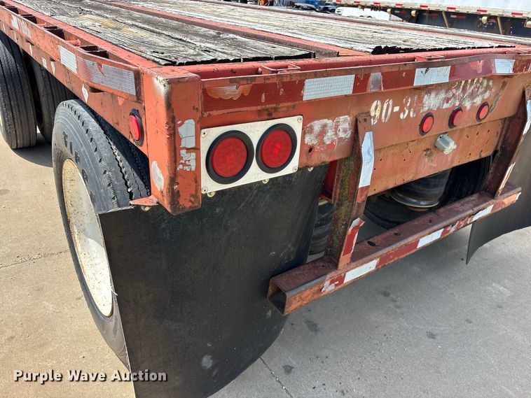 image for item FG0618 1985 Fruehauf PB100-T2W-48XW flatbed trailer