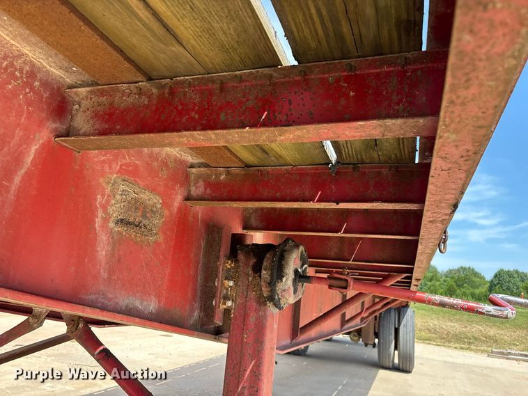 image for item FG0618 1985 Fruehauf PB100-T2W-48XW flatbed trailer