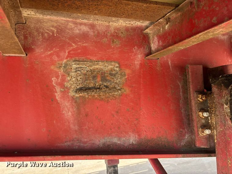 image for item FG0618 1985 Fruehauf PB100-T2W-48XW flatbed trailer