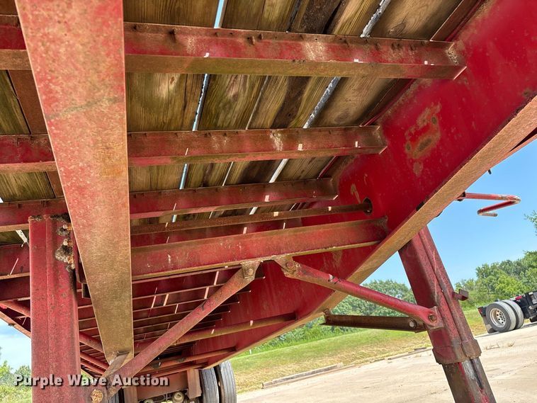 image for item FG0618 1985 Fruehauf PB100-T2W-48XW flatbed trailer