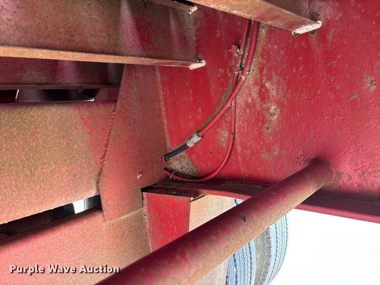 image for item FG0618 1985 Fruehauf PB100-T2W-48XW flatbed trailer