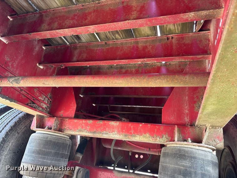 image for item FG0618 1985 Fruehauf PB100-T2W-48XW flatbed trailer