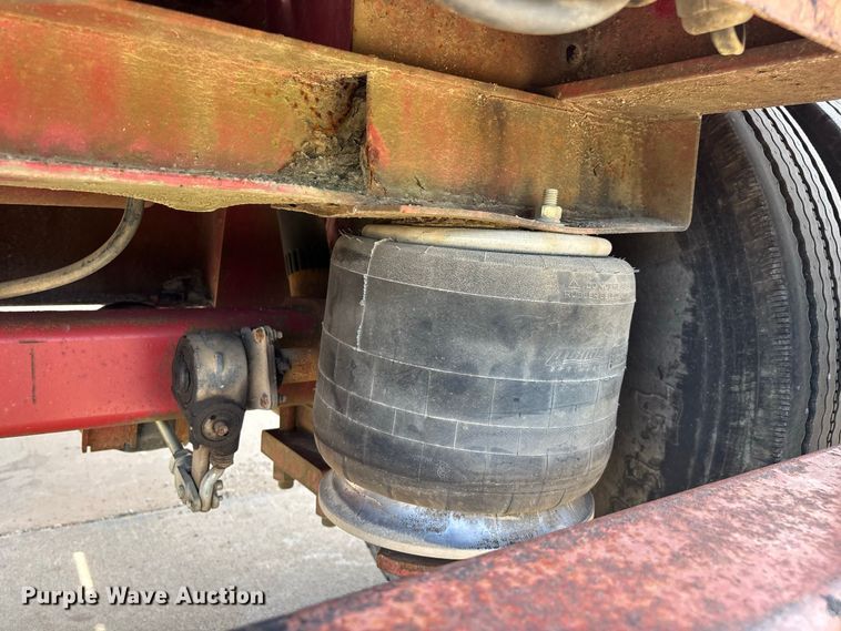 image for item FG0618 1985 Fruehauf PB100-T2W-48XW flatbed trailer