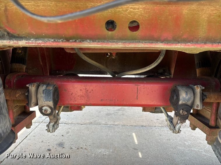 image for item FG0618 1985 Fruehauf PB100-T2W-48XW flatbed trailer
