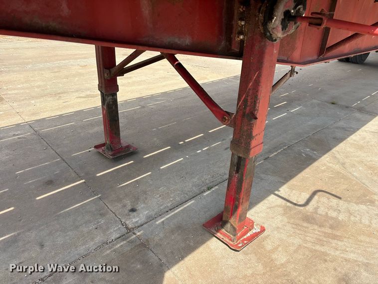 image for item FG0618 1985 Fruehauf PB100-T2W-48XW flatbed trailer