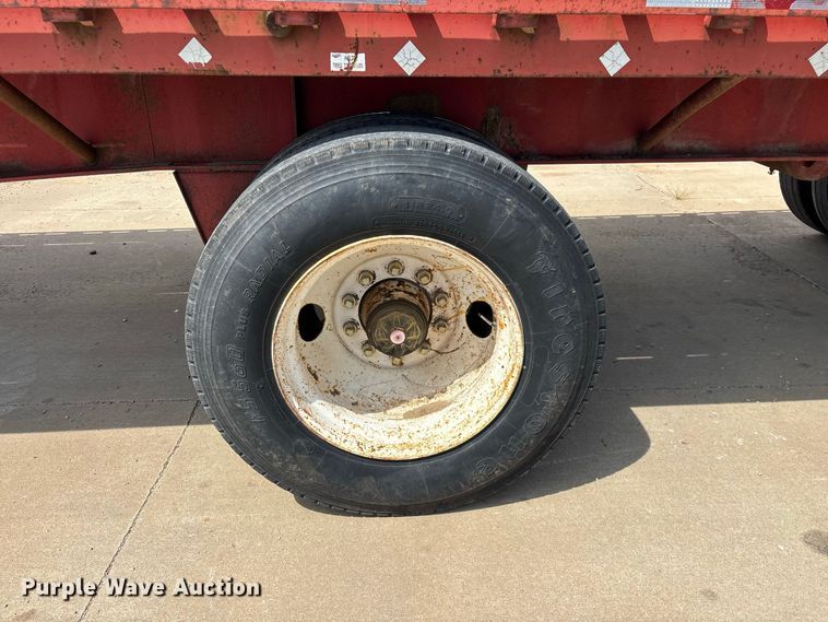 image for item FG0618 1985 Fruehauf PB100-T2W-48XW flatbed trailer