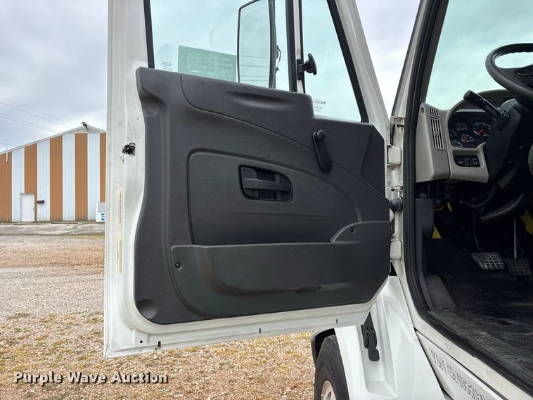 2016 International 8600 TRANSTAR