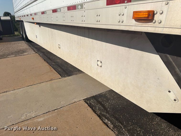 image for item FH6373 2016 Utility  VS2RA refrigerated van trailer
