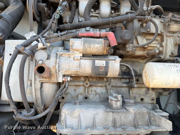 image for item FH6373 2016 Utility  VS2RA refrigerated van trailer