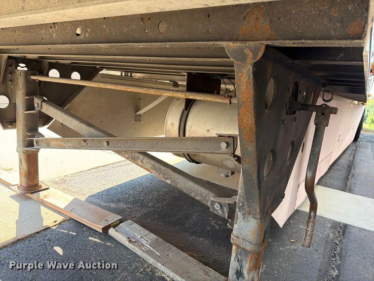 image for item FH6373 2016 Utility  VS2RA refrigerated van trailer
