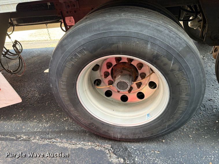 image for item FH6373 2016 Utility  VS2RA refrigerated van trailer