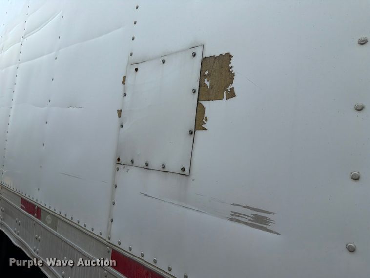 image for item FH6374 2008 Utility VS2RA refrigerated van trailer