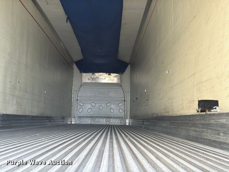 image for item FH6374 2008 Utility VS2RA refrigerated van trailer