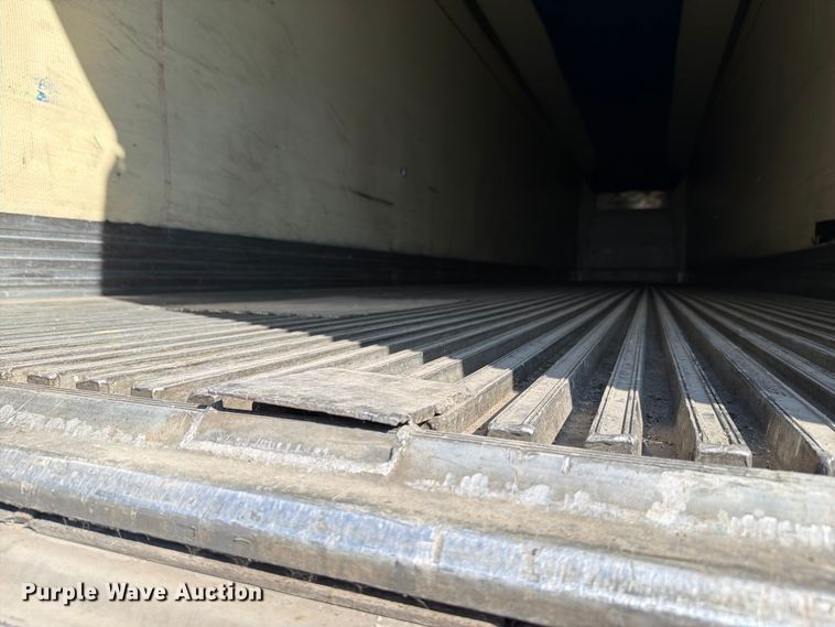 image for item FH6374 2008 Utility VS2RA refrigerated van trailer