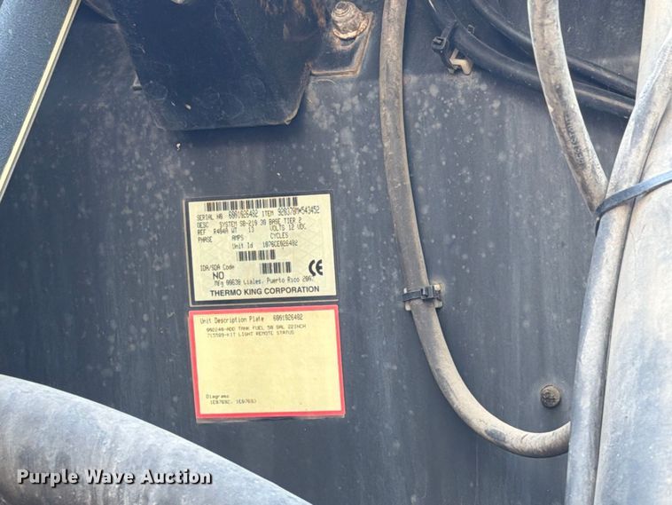image for item FH6374 2008 Utility VS2RA refrigerated van trailer
