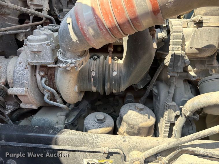 image for item FH6376 2018 Kenworth T680 semi truck