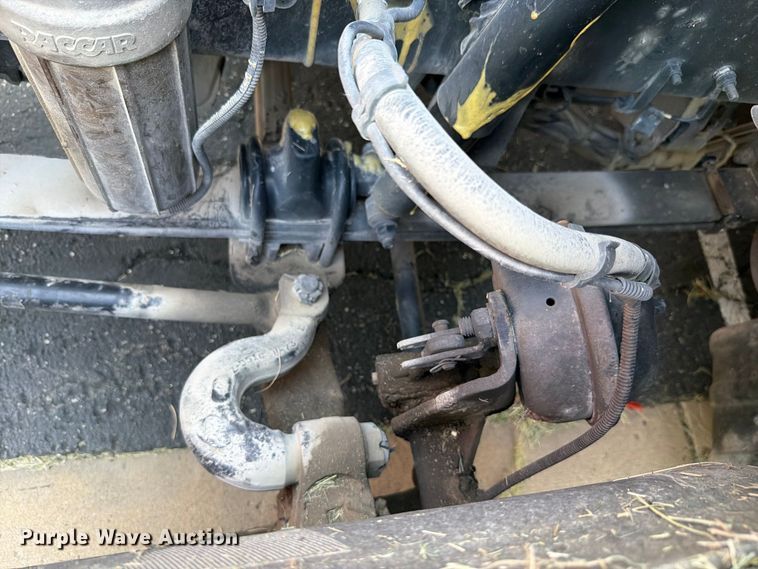 image for item FH6376 2018 Kenworth T680 semi truck
