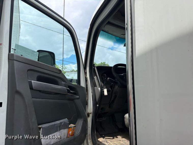 image for item FK0290 2016 Kenworth T880 semi truck