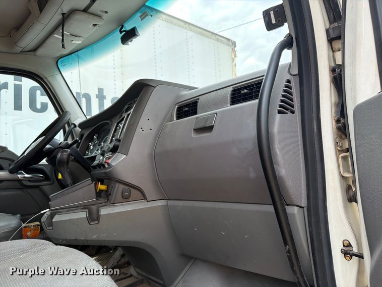 image for item FK0290 2016 Kenworth T880 semi truck