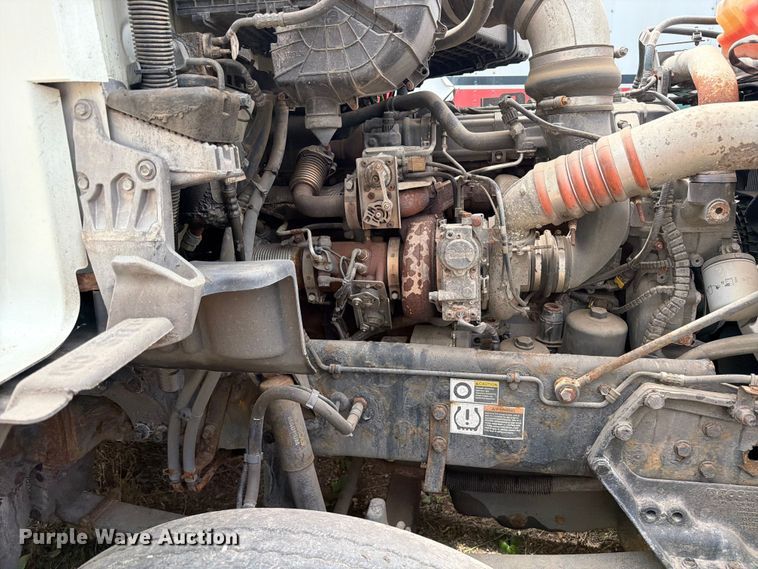 image for item FK0290 2016 Kenworth T880 semi truck