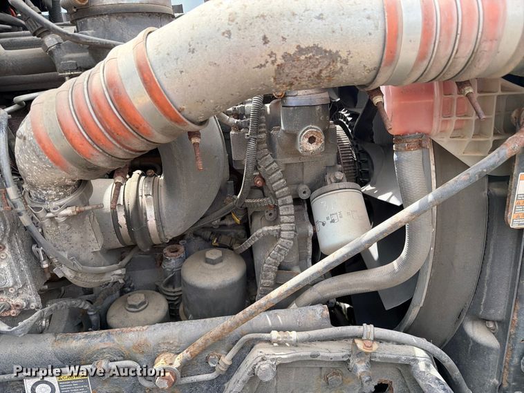 image for item FK0290 2016 Kenworth T880 semi truck