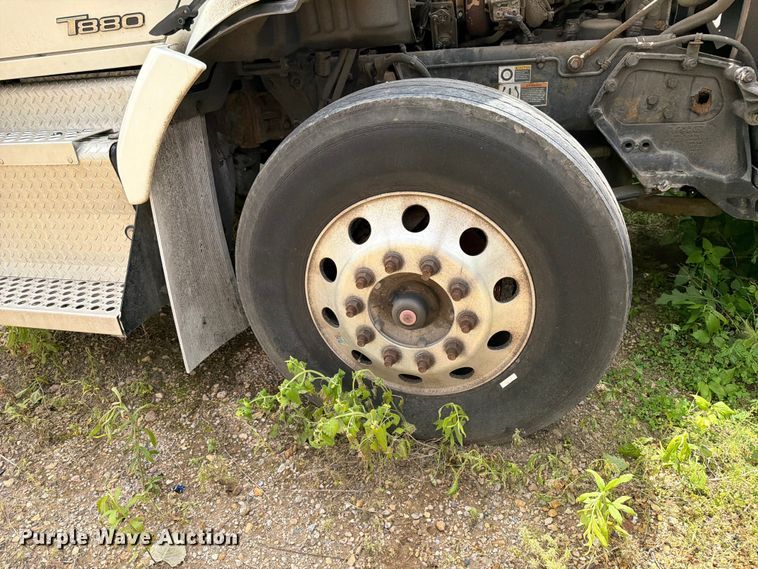 image for item FK0290 2016 Kenworth T880 semi truck