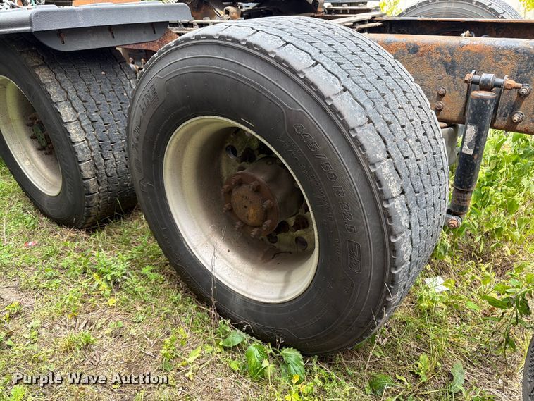 image for item FK0290 2016 Kenworth T880 semi truck