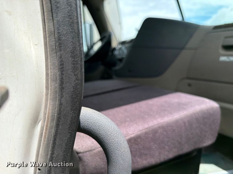 image for item FK0291 2015 Freightliner Cascadia semi truck
