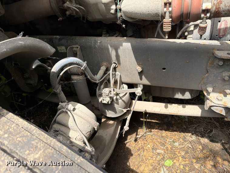image for item FK0291 2015 Freightliner Cascadia semi truck
