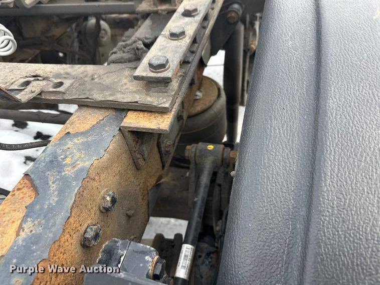 image for item FK1565 2015 Kenworth T880 semi truck