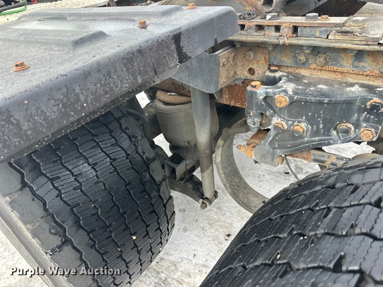 image for item FK1565 2015 Kenworth T880 semi truck