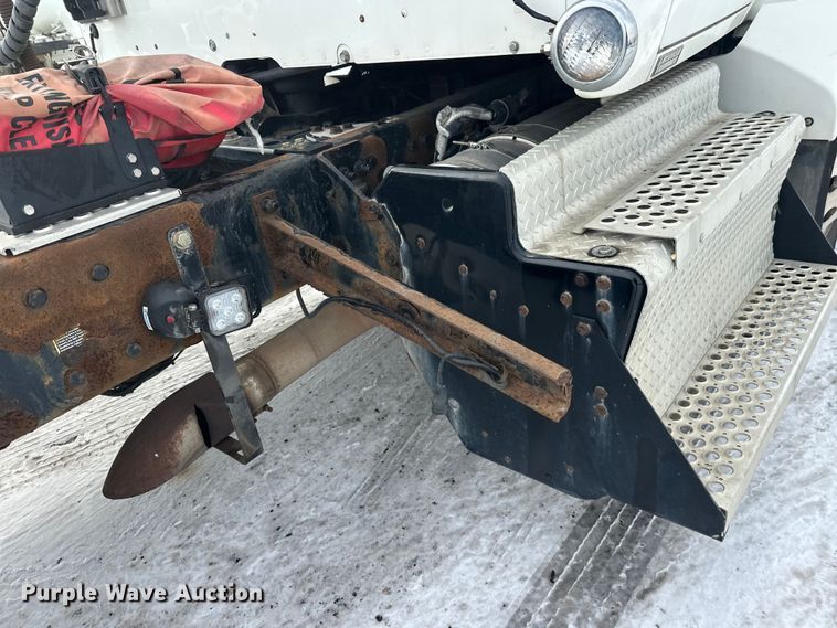 image for item FK1565 2015 Kenworth T880 semi truck