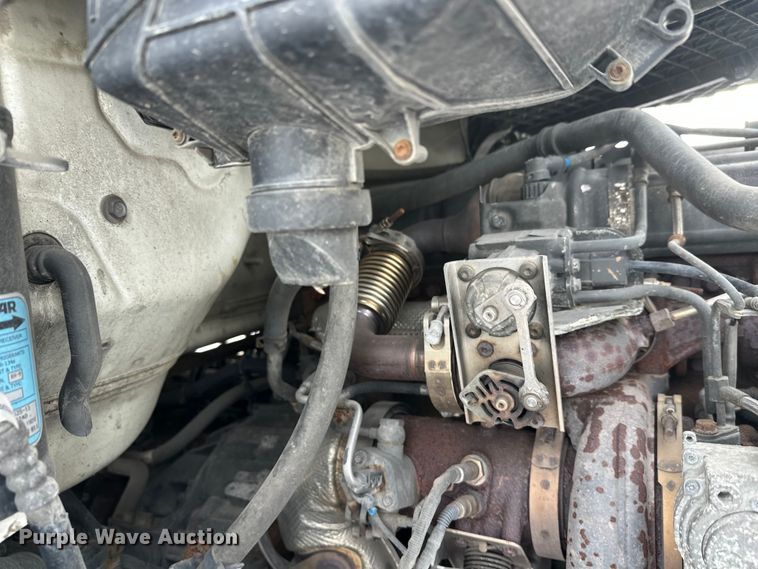 image for item FK1565 2015 Kenworth T880 semi truck