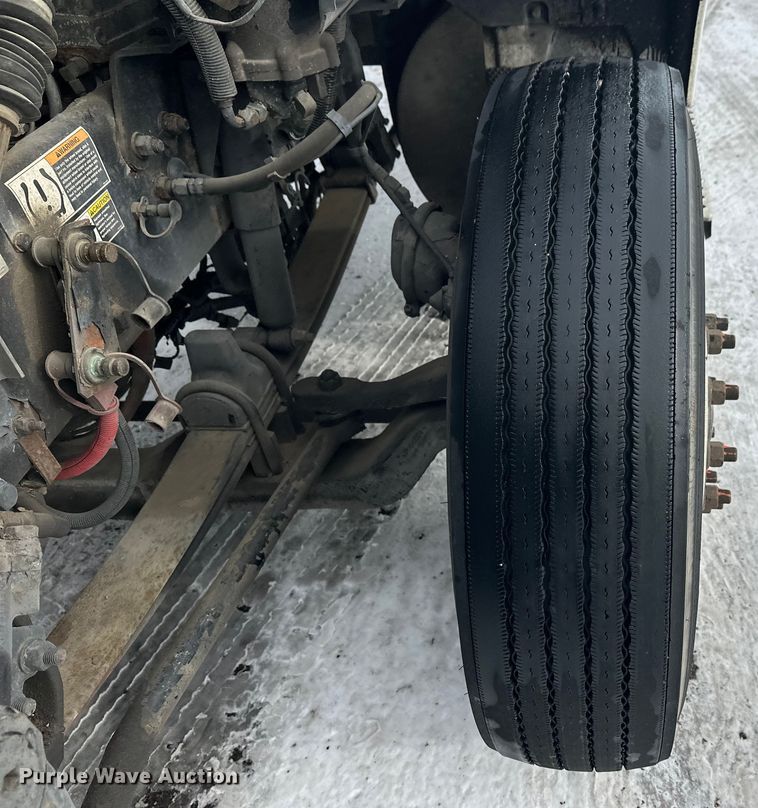 image for item FK1565 2015 Kenworth T880 semi truck