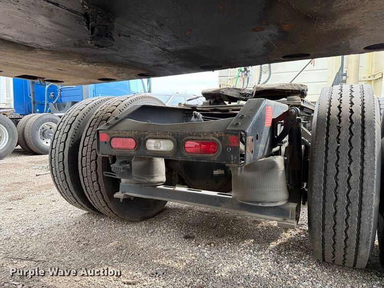image for item FK4162 2016 Volvo VNL semi truck