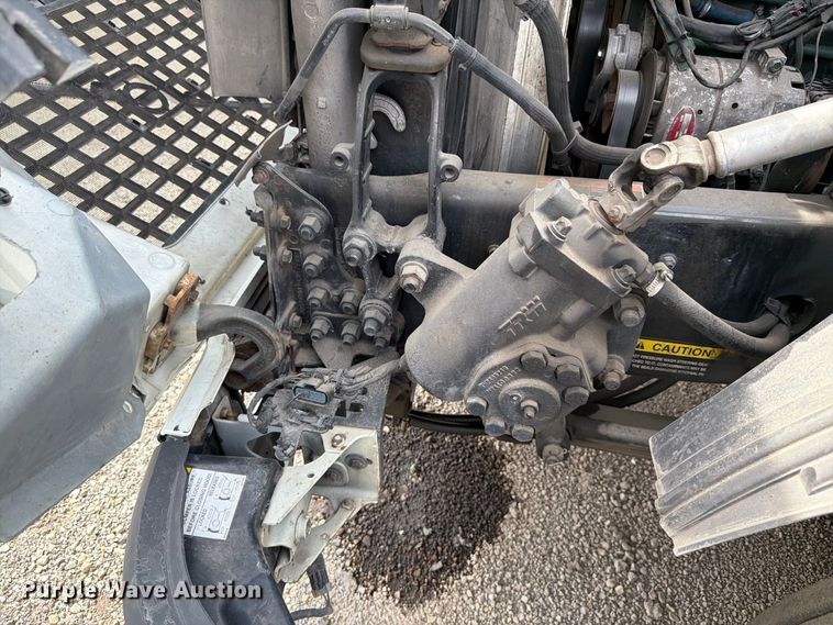 image for item FK4162 2016 Volvo VNL semi truck