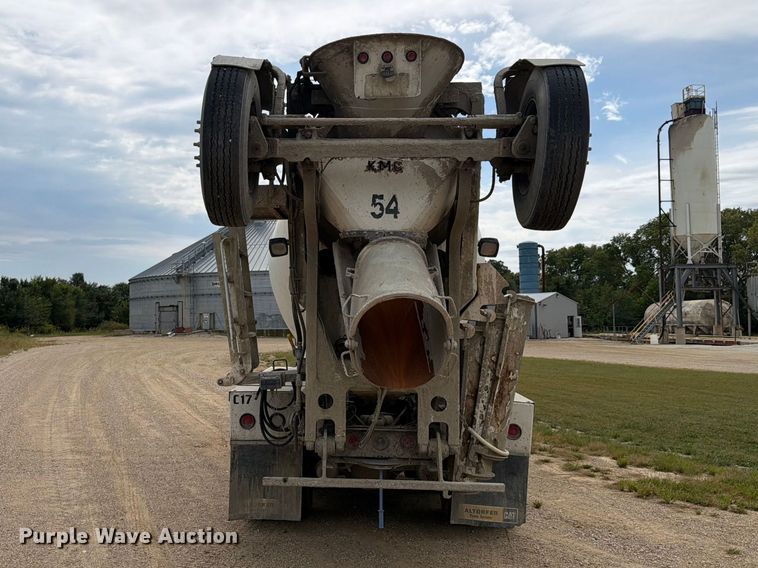 image for item FK4167 2016 Caterpillar CT681 ready mix truck