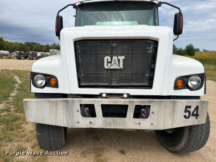 image for item FK4167 2016 Caterpillar CT681 ready mix truck