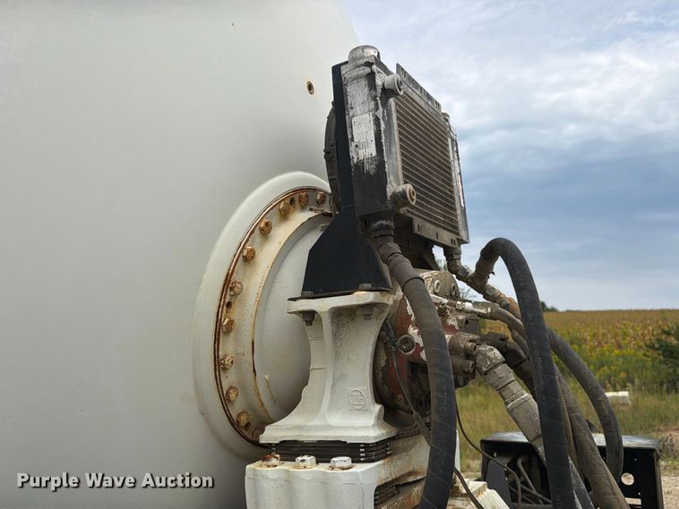 image for item FK4167 2016 Caterpillar CT681 ready mix truck