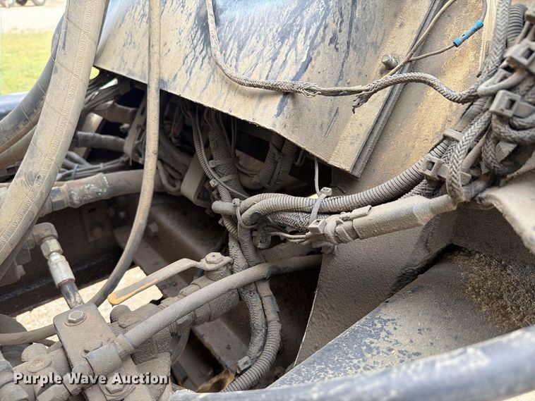image for item FK4167 2016 Caterpillar CT681 ready mix truck