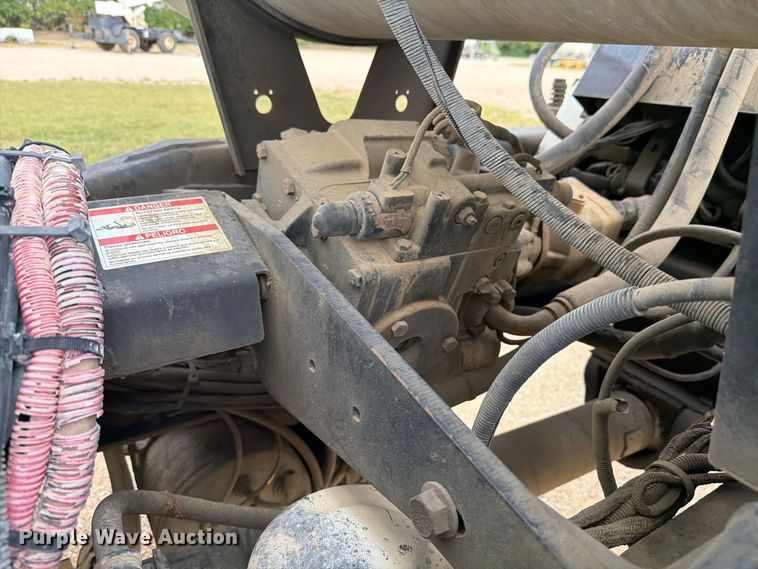 image for item FK4167 2016 Caterpillar CT681 ready mix truck
