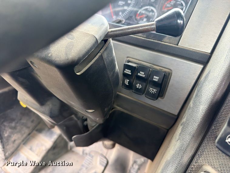 image for item FK4167 2016 Caterpillar CT681 ready mix truck