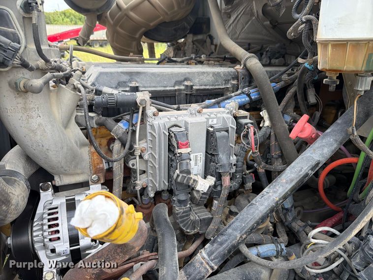 image for item FK4167 2016 Caterpillar CT681 ready mix truck