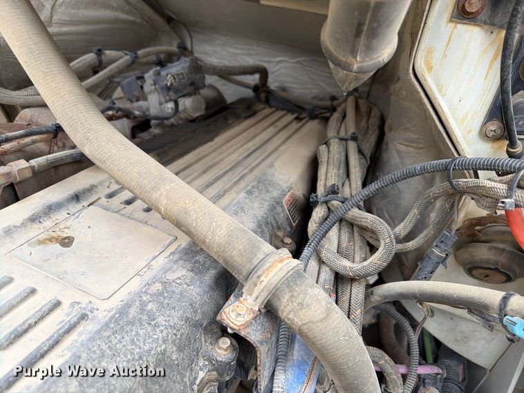 image for item FK4167 2016 Caterpillar CT681 ready mix truck