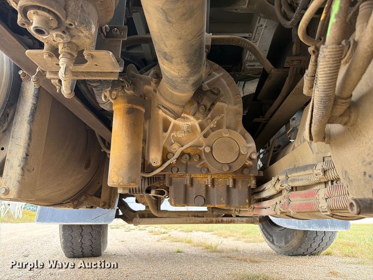 image for item FK4167 2016 Caterpillar CT681 ready mix truck