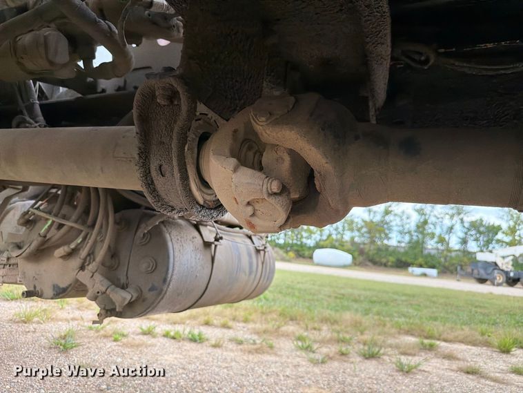 image for item FK4167 2016 Caterpillar CT681 ready mix truck