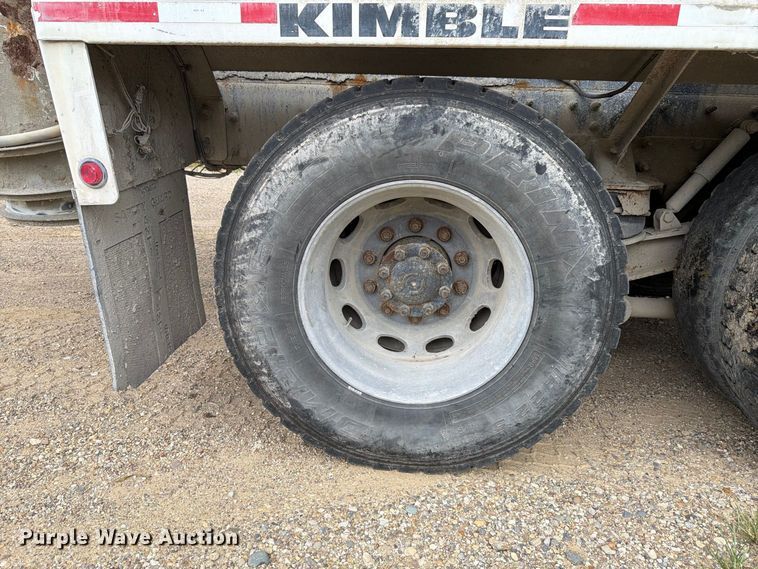 image for item FK4167 2016 Caterpillar CT681 ready mix truck