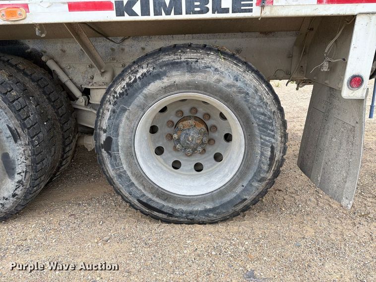 image for item FK4167 2016 Caterpillar CT681 ready mix truck