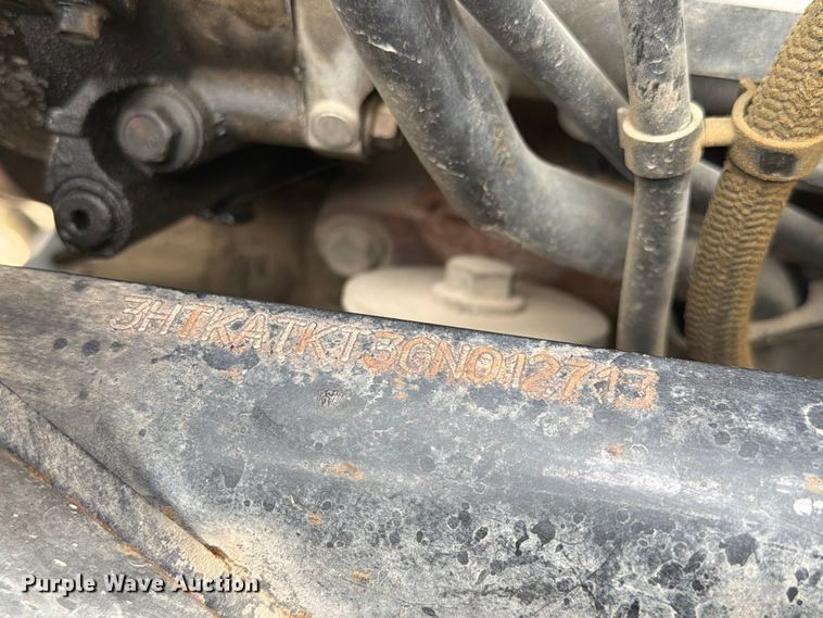 image for item FK4167 2016 Caterpillar CT681 ready mix truck
