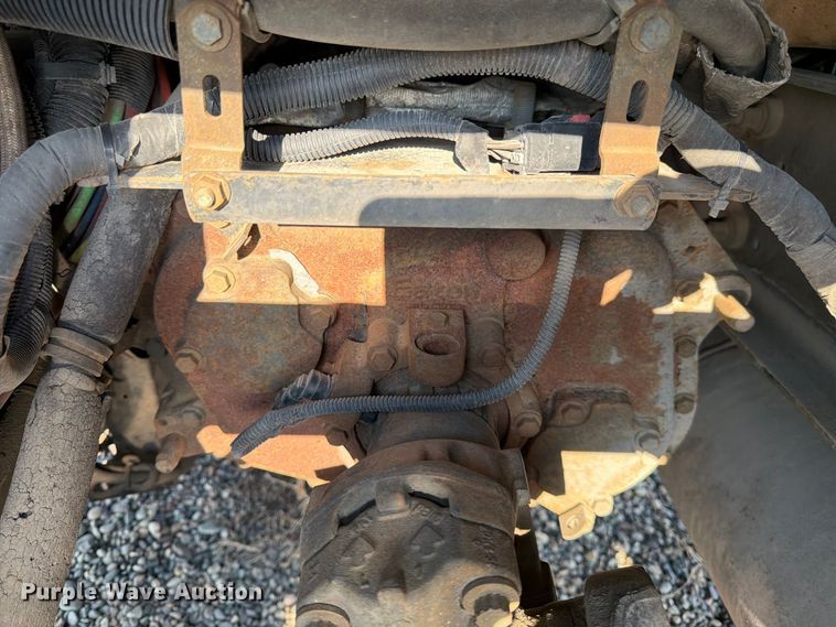 image for item FK4612 2013 Freightliner Cascadia 125 truck cab and chassis